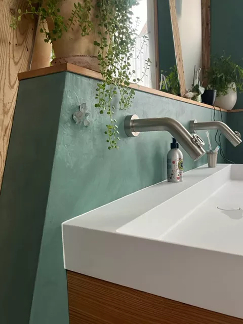 Fugenloser Wandbelag - Peter Farbwerk