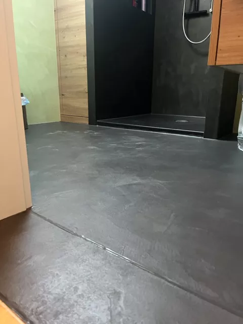 Fugenlose Bodenbeläge für Küche, Bad - Dusche, Wohnen - Peter Farbwerk